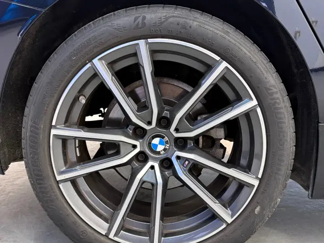 BMW 3 Series — Фото автомобиля 15