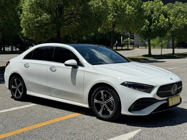 Mercedes-Benz A-Class — Фото автомобиля 4
