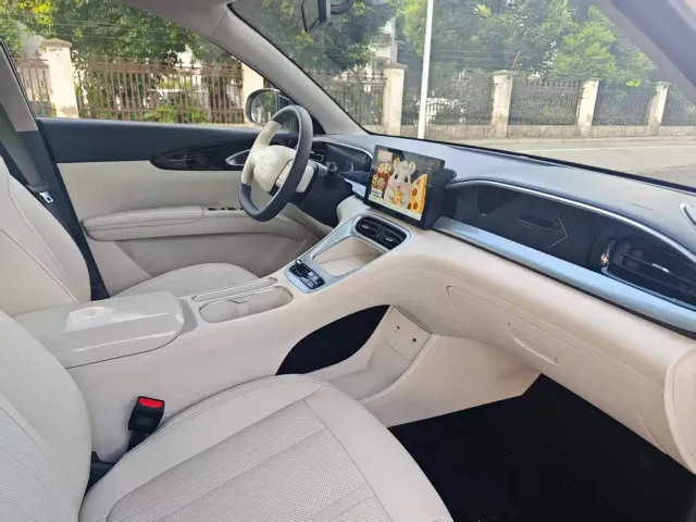 Geely Starry Wish — Фото автомобиля 10
