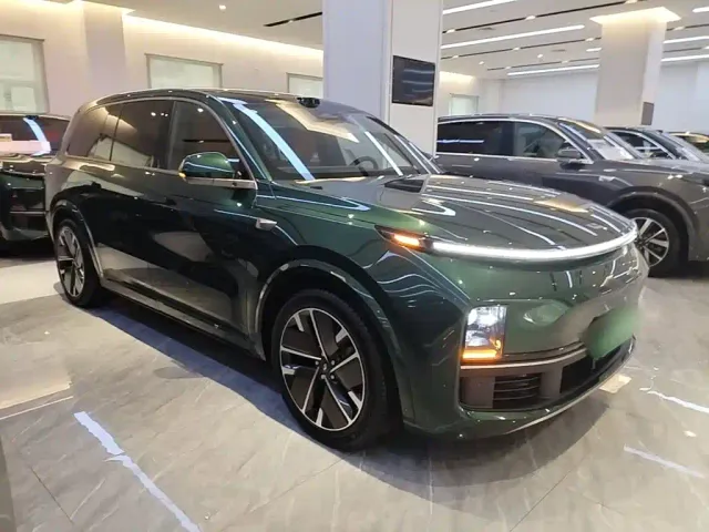 Li Auto L9 — Фото автомобиля 3