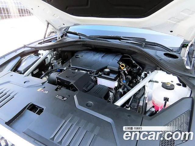 Genesis GV70 2.5T Бензин 2WD — Фото автомобиля 19