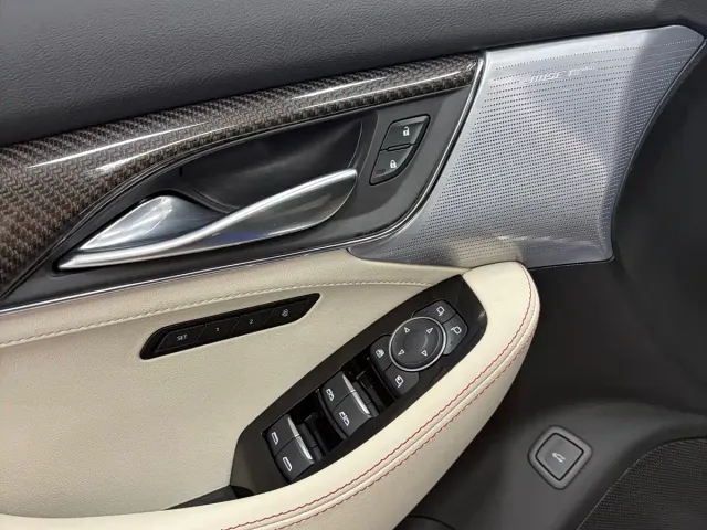 Cadillac CT5 — Фото автомобиля 13