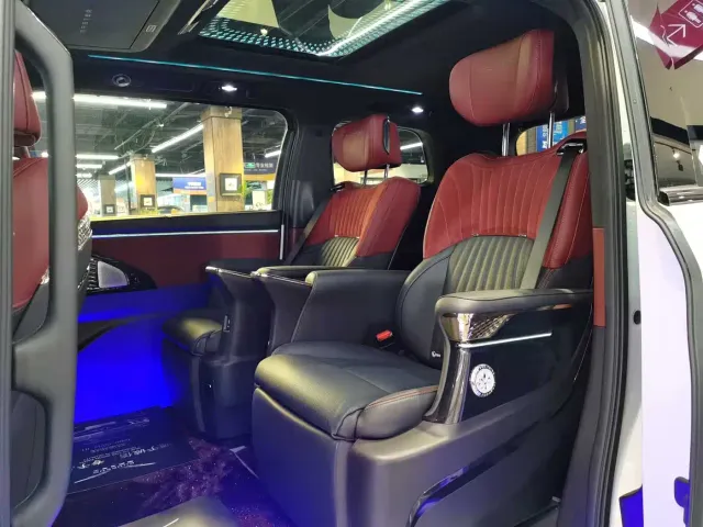 GAC Trumpchi M8 — Фото автомобиля 15