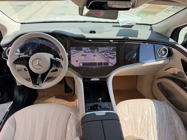 Mercedes-Benz EQS SUV — Фото автомобиля 5