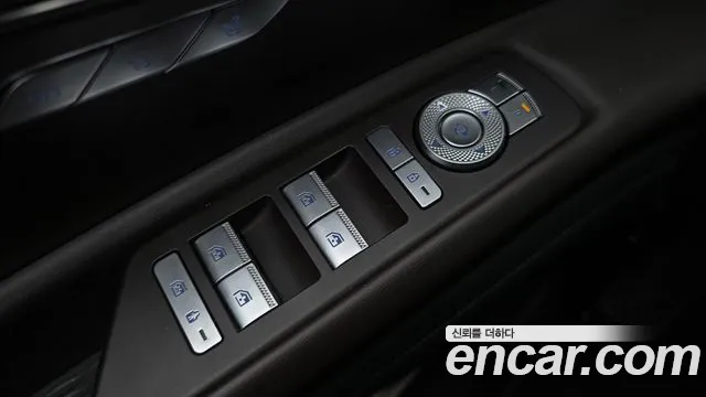 Genesis GV80 2.5T Бензин AWD — Фото автомобиля 30