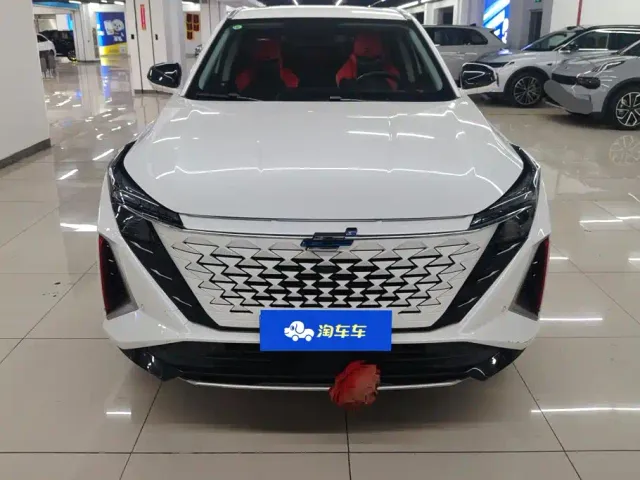 Changan Oshan Changan Oshan Z6 2023 Blue Whale 1.5T DCT Smart Premium — Фото автомобиля 2