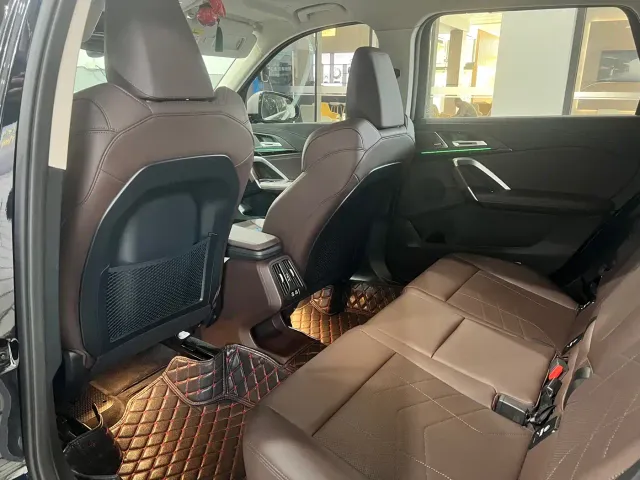 BMW X1 — Фото автомобиля 5
