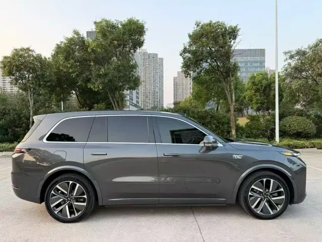 Li Auto L9 — Фото автомобиля 8