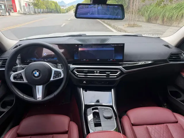 BMW 3 Series — Фото автомобиля 5