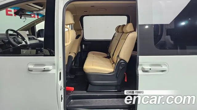 Hyundai Staria Staria Tourer 11 мест — Фото автомобиля 10