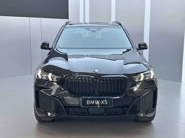 BMW X5 — Фото автомобиля 2