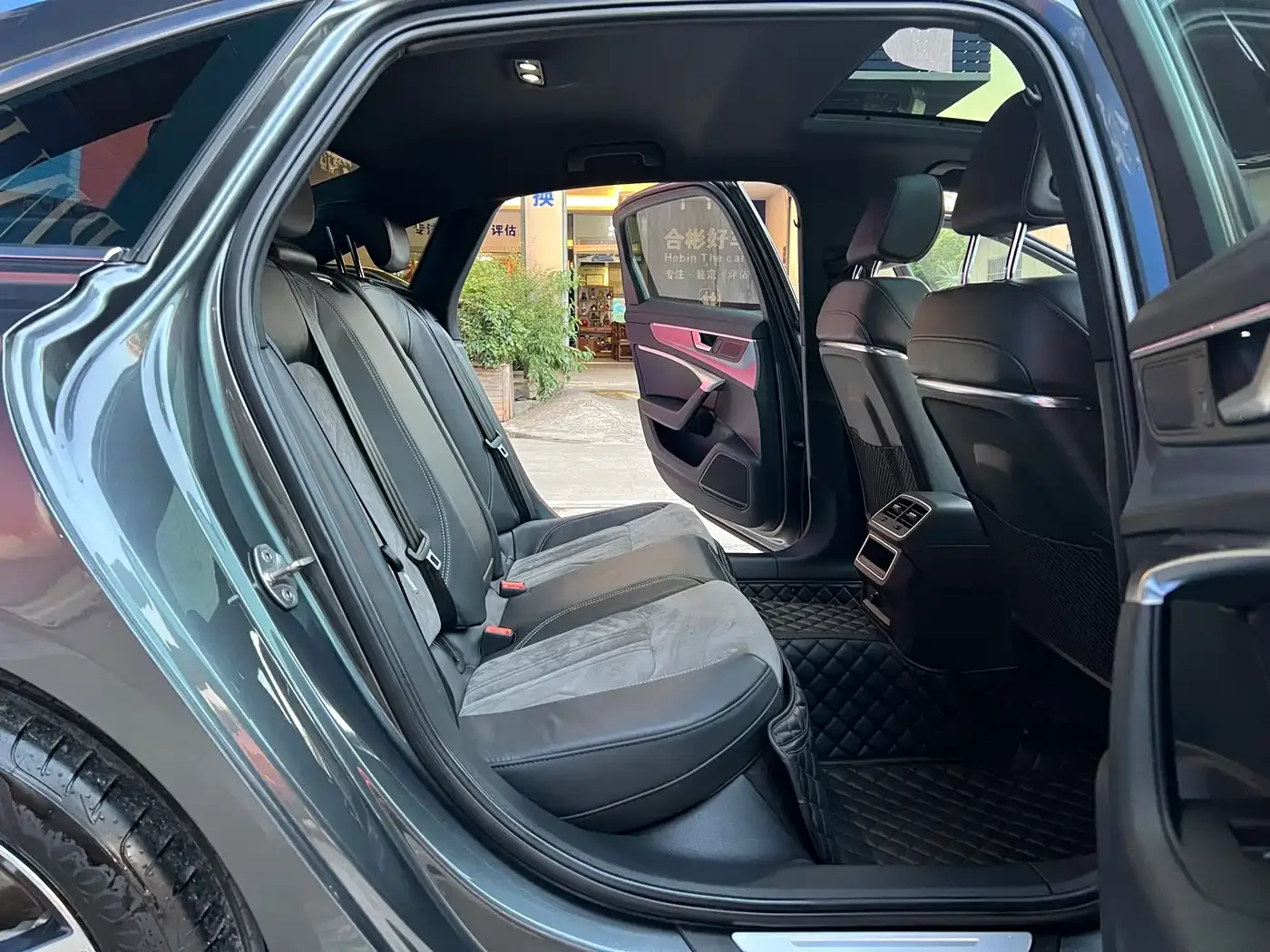 Audi Audi A6L 2022 40 TFSI Luxury Dynamic — Фото автомобиля 4