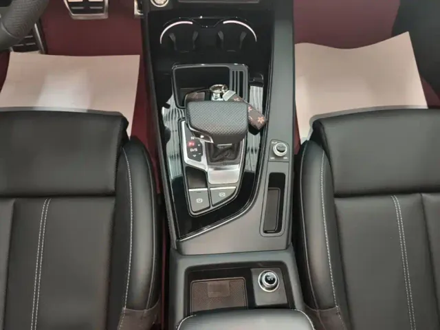 Audi Audi A4L 2024 40 TFSI Luxury Dynamic — Фото автомобиля 13