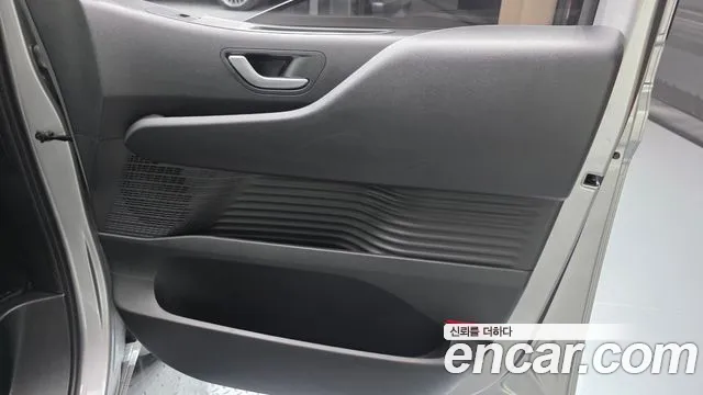 Hyundai Staria — Фото автомобиля 14