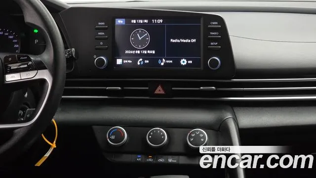 Hyundai AVANTE Avante (CN7) 1.6 LPi (Для проката) — Фото автомобиля 12