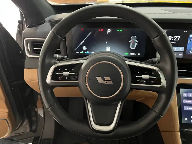Li Auto ONE — Фото автомобиля 13