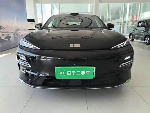 Geely Galaxy Xingyao 8 — Фото автомобиля 2