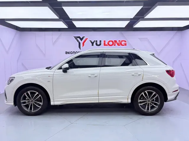 Audi Q3 — Фото автомобиля 3