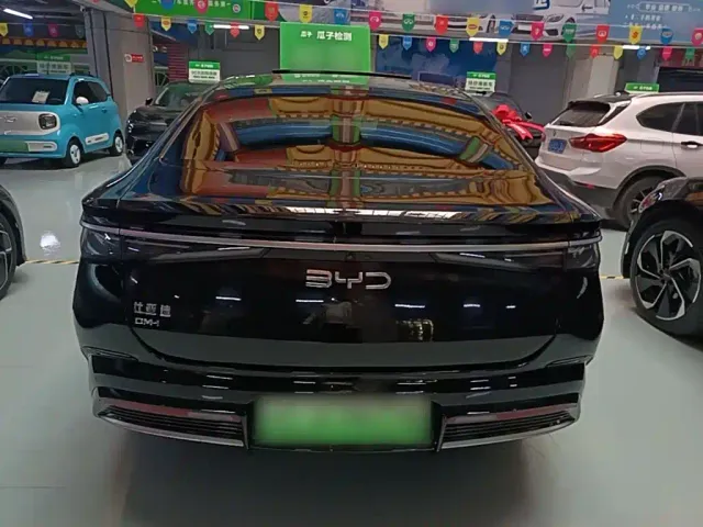 BYD Seal — Фото автомобиля 5