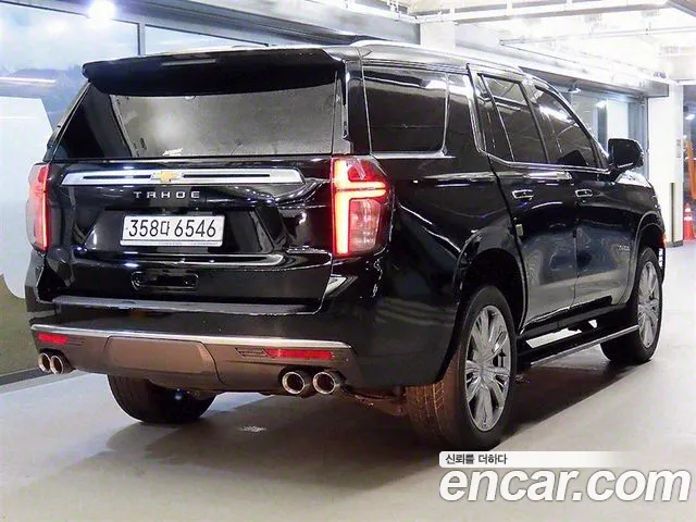 ChevroletGMDaewoo Tahoe Tahoe 6.2 High Country 4WD — Фото автомобиля 4