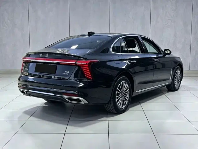 Hongqi H5 — Фото автомобиля 7
