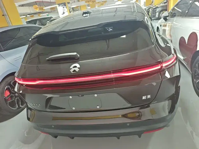 Nio ET5 Touring — Фото автомобиля 5