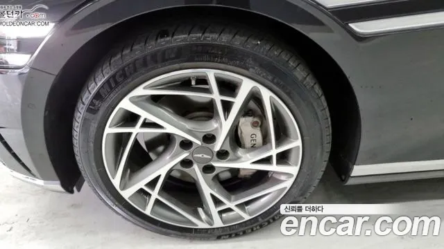 Genesis G90 Бензин 3.5 турбо AWD — Фото автомобиля 5