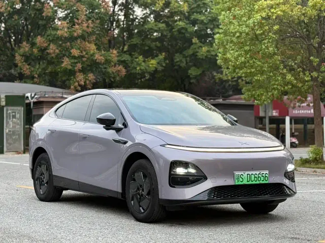 Xpeng G6 — Фото автомобиля 3