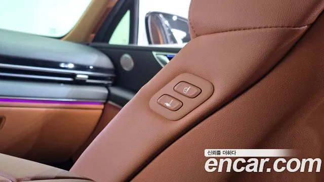 Genesis GV80 — Фото автомобиля 28