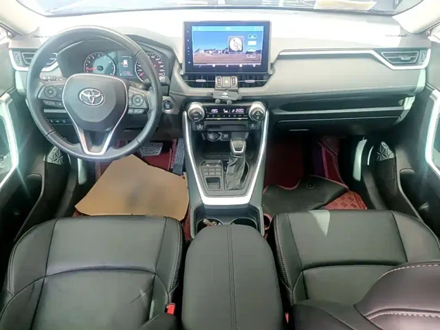 Toyota Wildlander — Фото автомобиля 9