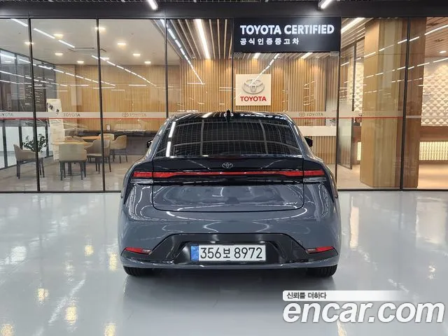 Toyota Prius — Фото автомобиля 4