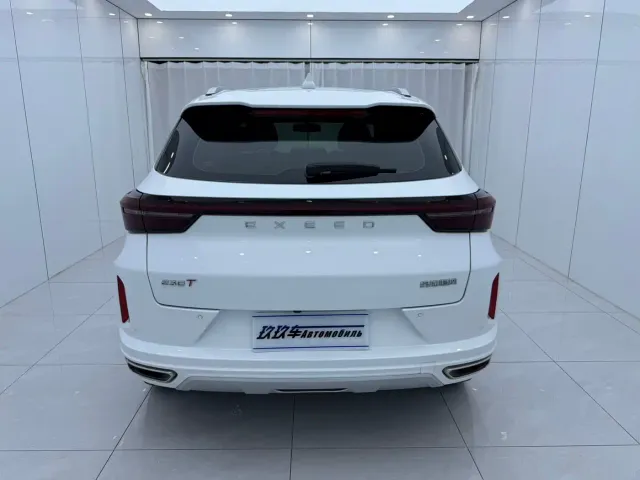 Exeed Exeed Windchaser 2022 Riding the Wind and Waves Edition 1.5T CVT Lucky Peanut Version — Фото автомобиля 5