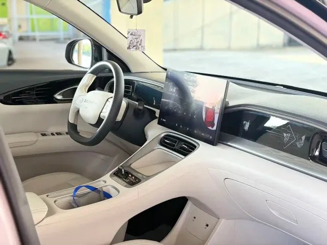 Geely Starry Wish — Фото автомобиля 9