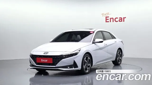 Фотография автомобиля — Hyundai Avante CN7