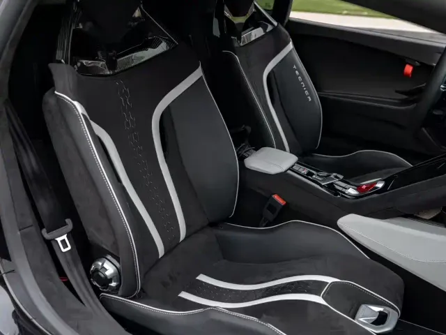 Lamborghini Huracan — Фото автомобиля 7