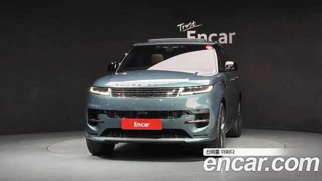 Land Rover Range Rover Sport — Фото автомобиля 3