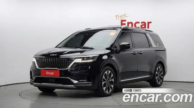 Фотография автомобиля — Kia Carnival 4th Gen