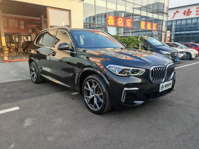 BMW X5 — Фото автомобиля 3