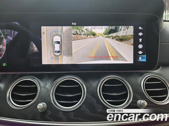 Mercedes-Benz E-Class W213 — Фото автомобиля 19