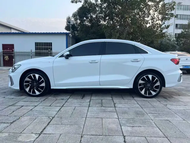 Audi A3 — Фото автомобиля 4