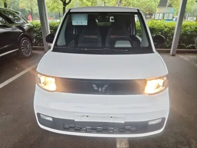 Wuling Hongguang Mini EV — Фото автомобиля 2