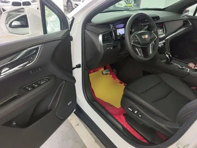 Cadillac XT5 — Фото автомобиля 15