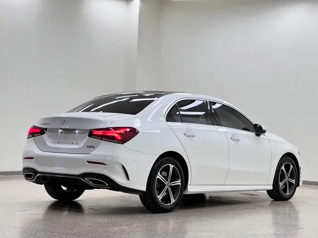 Mercedes-Benz A-Class — Фото автомобиля 7