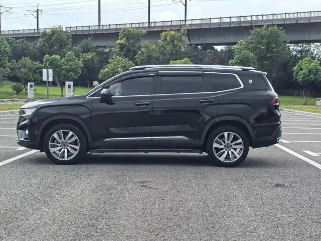 Geely Haoyue — Фото автомобиля 3