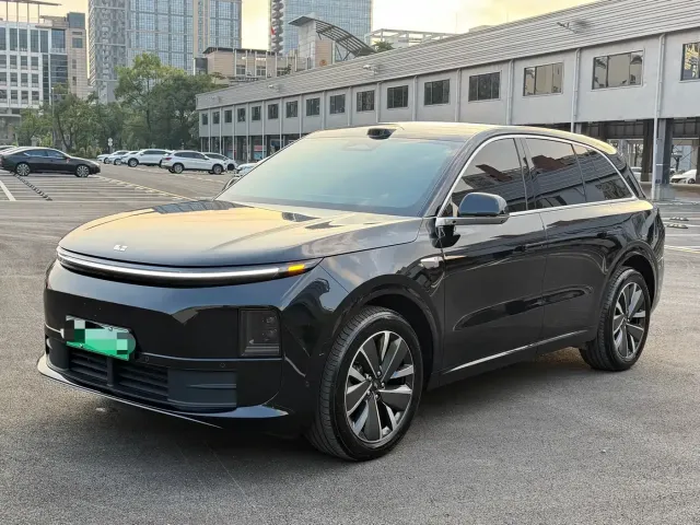 Фотография автомобиля — Li Auto L6