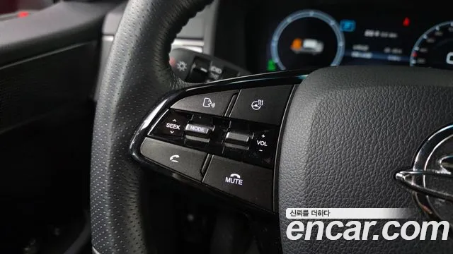 KG_Mobility_Ssangyong Rexton Новый Rexton Sport Khan Дизель 2.2 4WD — Фото автомобиля 15