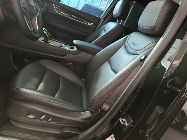 Cadillac XT5 — Фото автомобиля 14