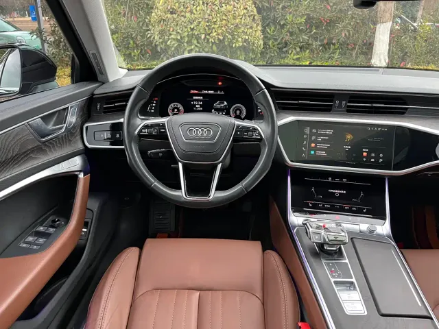Audi A6L — Фото автомобиля 9