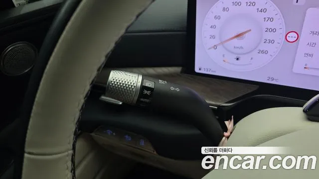 Genesis GV80 2.5T Бензин AWD — Фото автомобиля 25