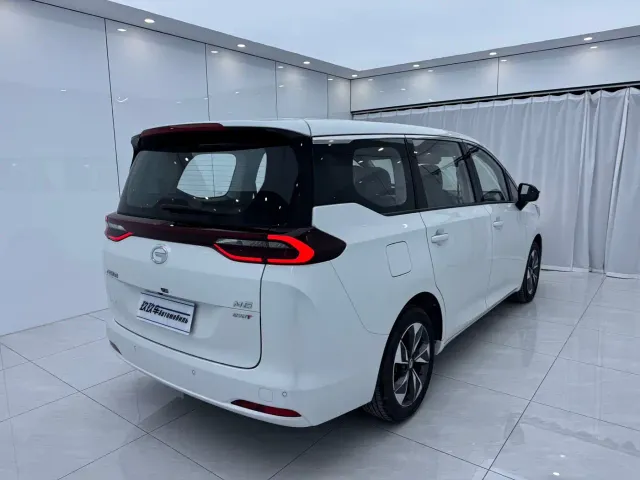 GAC Trumpchi M6 — Фото автомобиля 4